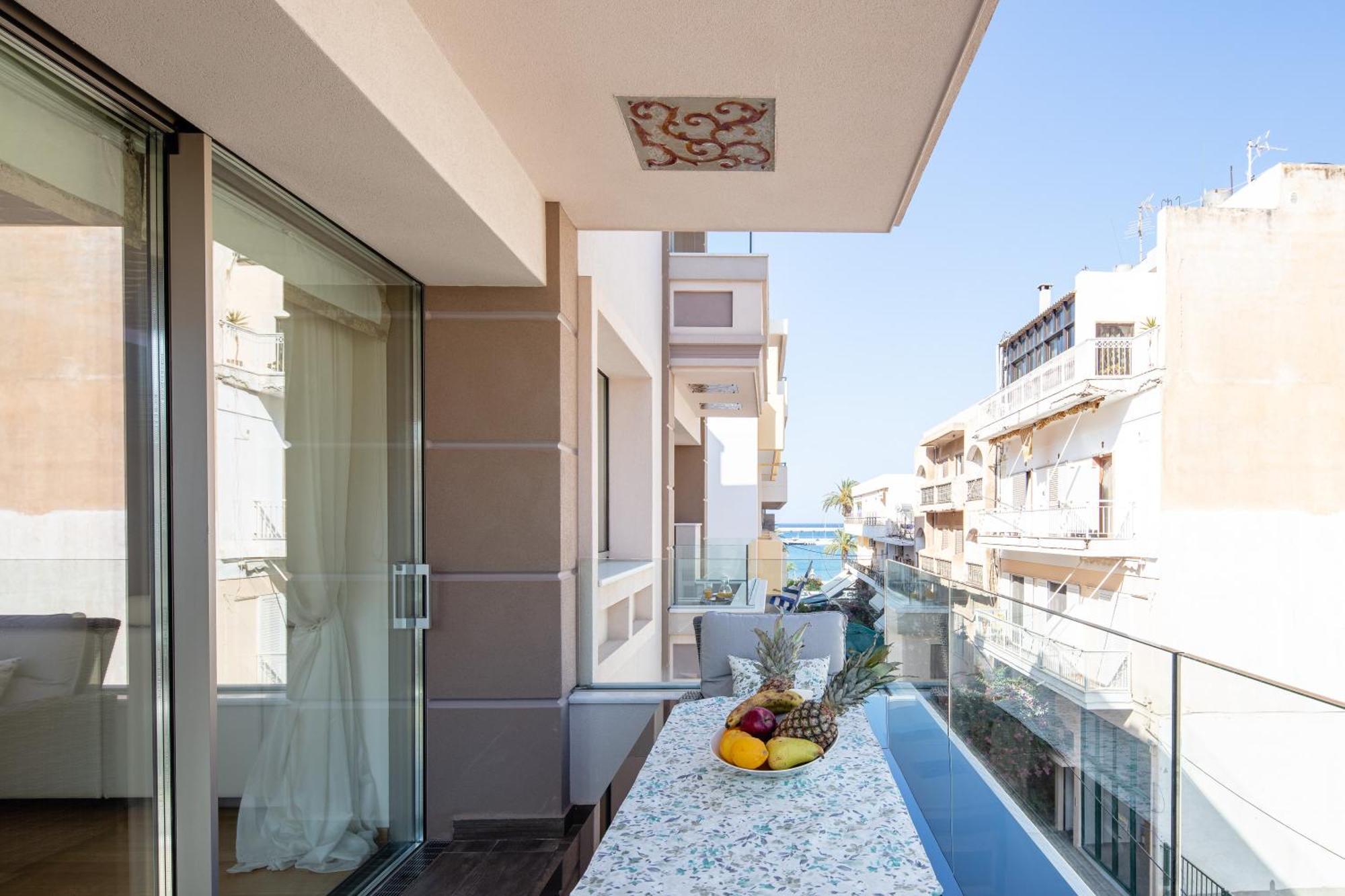 De President Suite, Demani President Apartmán