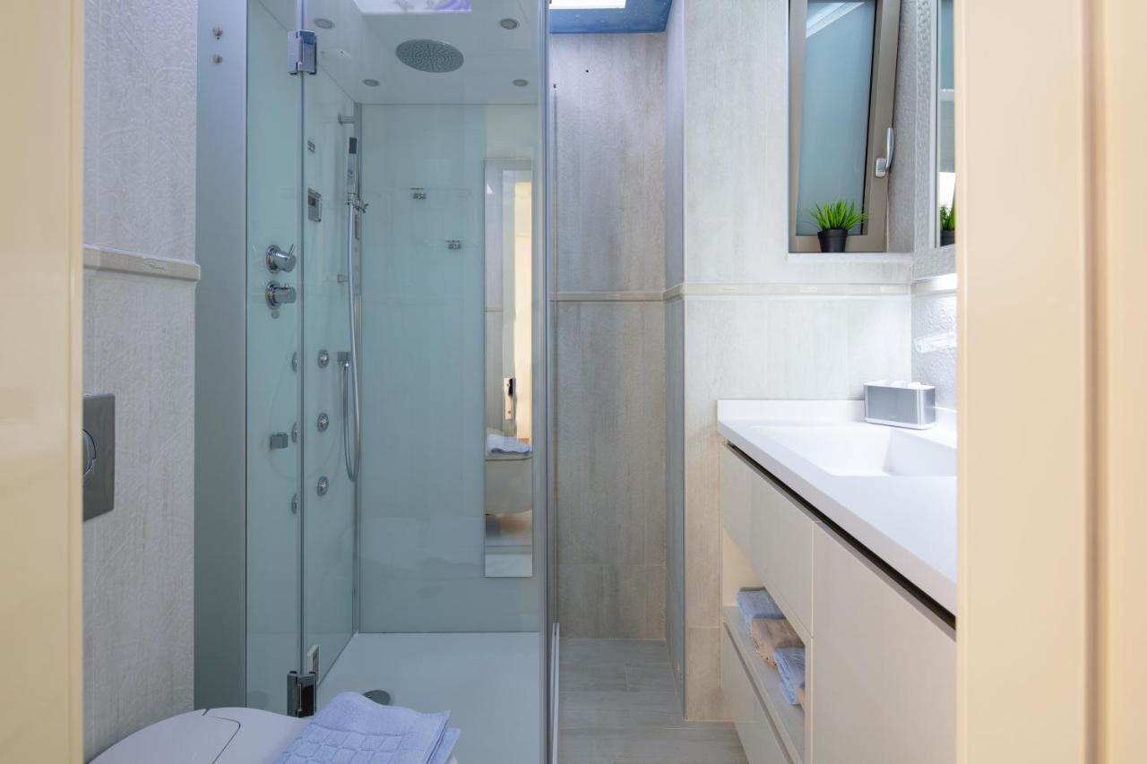 Apartment De President Suite, Demani President *